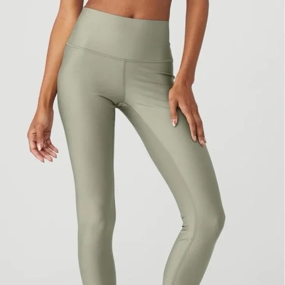 High-Waisted Green Leggings